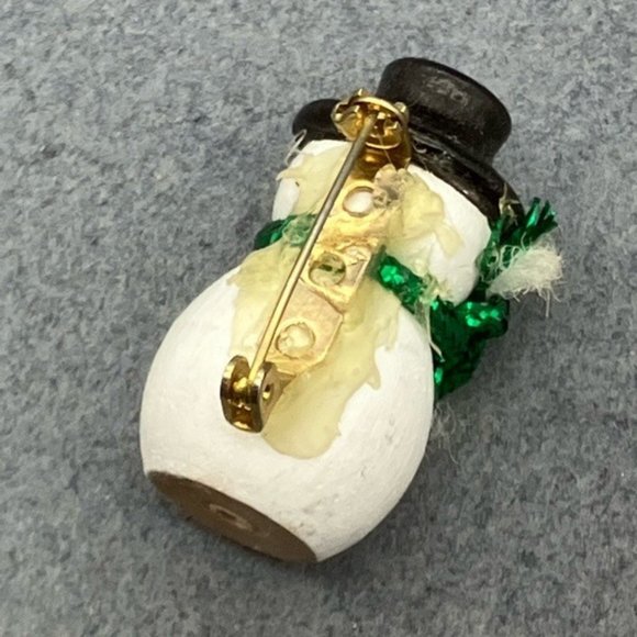 Christmas Pin Brooch Snowman Wood Bead Green Shiny Scarf Black Hat Rustic - Picture 4 of 7